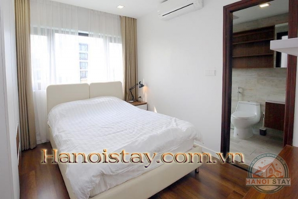 Cần cho thuê gấp căn hộ dịch vụ 2 phòng ngủ phố Đặng Thai Mai, gần phủ Tây Hồ 16