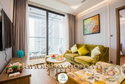 Cho thuê căn hộ 2 phòng ngủ tại Vinhome Metropolis, tầng cao, view trực diện Hồ Tây